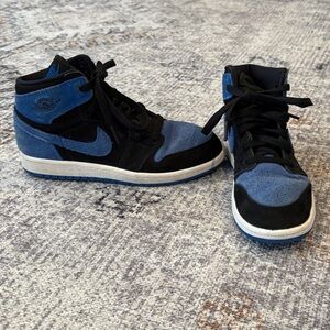 Nike Kids Black and Blue High-Top Sneakers